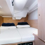 Beneteau Oceanis 38
