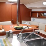 Beneteau Oceanis 37