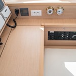 Lagoon 39