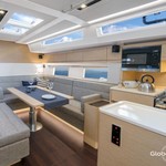 Hanse 548