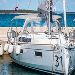 Beneteau Oceanis 38.1