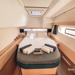 Fountaine Pajot Lucia 40