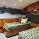 Hatteras 77 Convertible