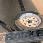 Sun tracker 25 party barge