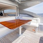 Pershing 64