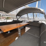 Hanse 548