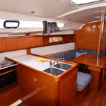 Beneteau Oceanis 37