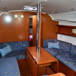 Beneteau Oceanis 37