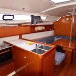 Beneteau Oceanis 37