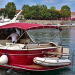 SAS Adriana 44