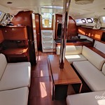 Beneteau Oceanis 37