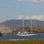 Motor sailer