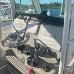 Boston Whaler 350 Outrage