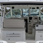 Boston Whaler 345 Conquest