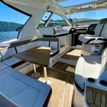 Sea Ray Sundancer 350 Coupe