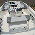 Nauticstar 211