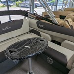 Sunchaser Boats Geneva Cruise 22 LR DH