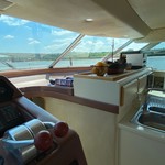 Sea ray 500 db sedan bridge