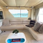 Sea ray 500 db sedan bridge