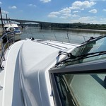 Sea ray 500 db sedan bridge