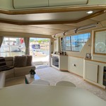 Sea ray 500 db sedan bridge