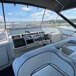 Sea ray 500 db sedan bridge