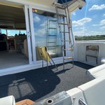 Sea ray 500 db sedan bridge