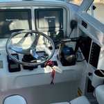 Glacier bay isle runner blue hull 2670