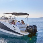Quicksilver Activ 875 Sundeck