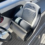 Sea Ray SPX 230