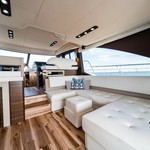 Azimut 50 Fly Galley Up