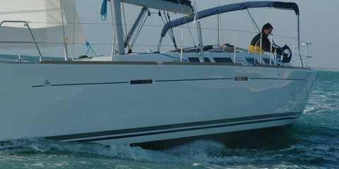 Dufour 425