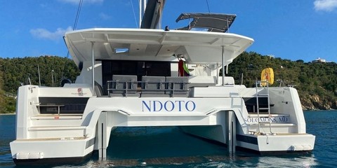 Fountaine Pajot Astréa 42