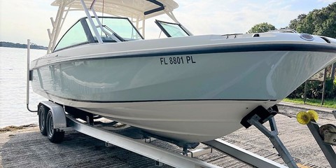 Boston Whaler 270 Vantage