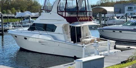 Silverton 42 Convertible