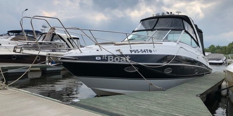 Cruisers Yachts 300 Express