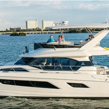 Aquila 44 PC