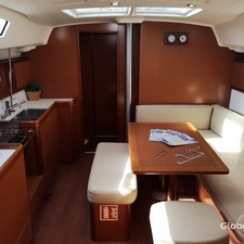 Beneteau Oceanis 43