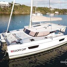 Fountaine Pajot Lucia 40
