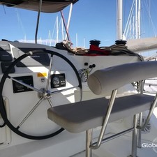 Lagoon 421
