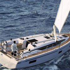 Bavaria C38