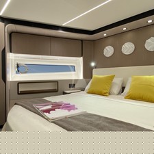 Azimut 72