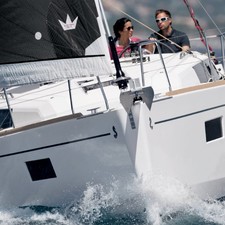 Beneteau Oceanis 38.1
