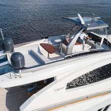 Lazzara Yachts LSX 92
