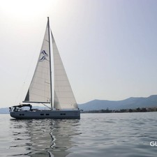 Hanse 548