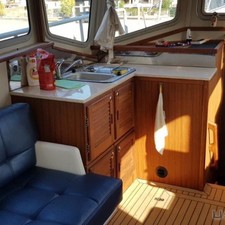 Стальная яхта