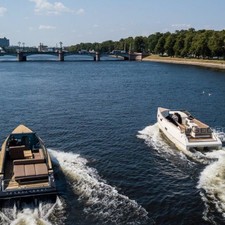 Velvette 33 Intelligent