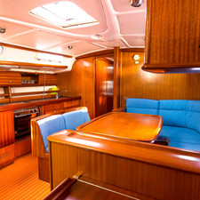 Bavaria 44