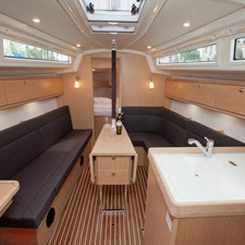 Bavaria Cruiser 34 Style