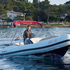 Ris Marine Exclusive 650